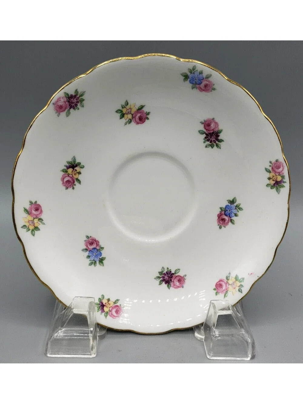 VTG Colclough Teacup & Saucer Petite Rose Bouquets Gold Trim Bone China England